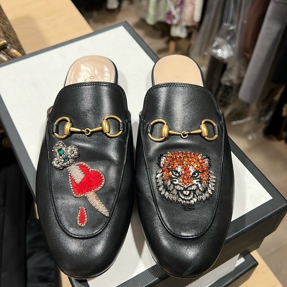 Gucci Slides - Picture 1 of 7